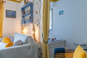 Iron/ironing board, free WiFi, bed sheets - Studio Apartment 'Cabine Centre Ville' with Wi-Fi (ARCACHON)