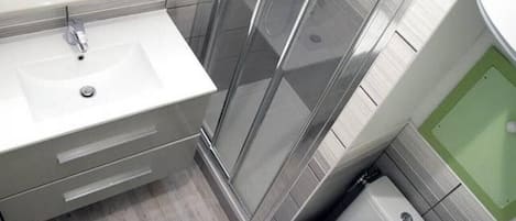 Douche, séchoir à cheveux
