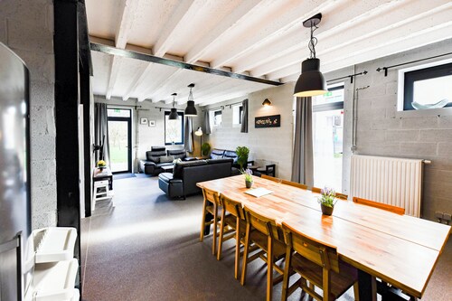 De Smishoeve Maison vacances avec une camping-pod