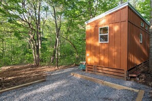 Exterior - The Peach Perch, Ridgetop, and 20 Minutes to Asheville! (Swannanoa)