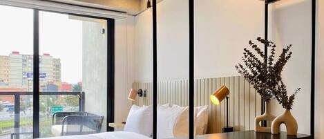 1 室のベッドルーム、デスク、アイロン / アイロン台、WiFi