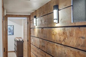 Interior - Luxury Red Lodge Retreat | Hot Tub | Downtown (Red Lodge)