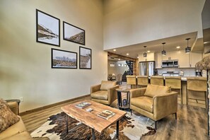 TV, fireplace, video games