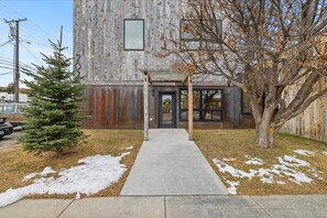 Exterior - Hauser House Unit 2 (Red Lodge)