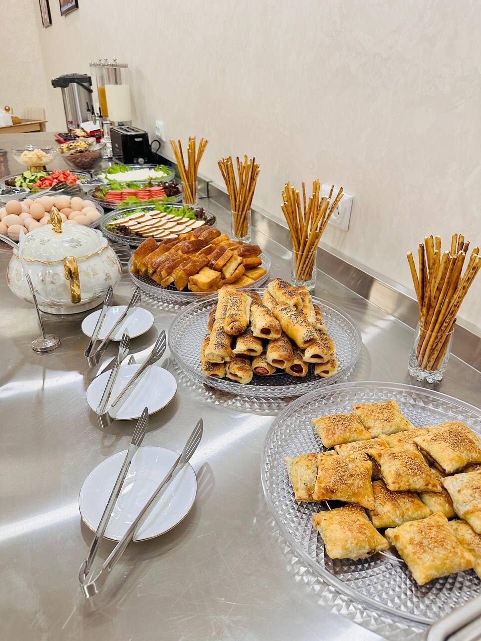 Free daily continental breakfast