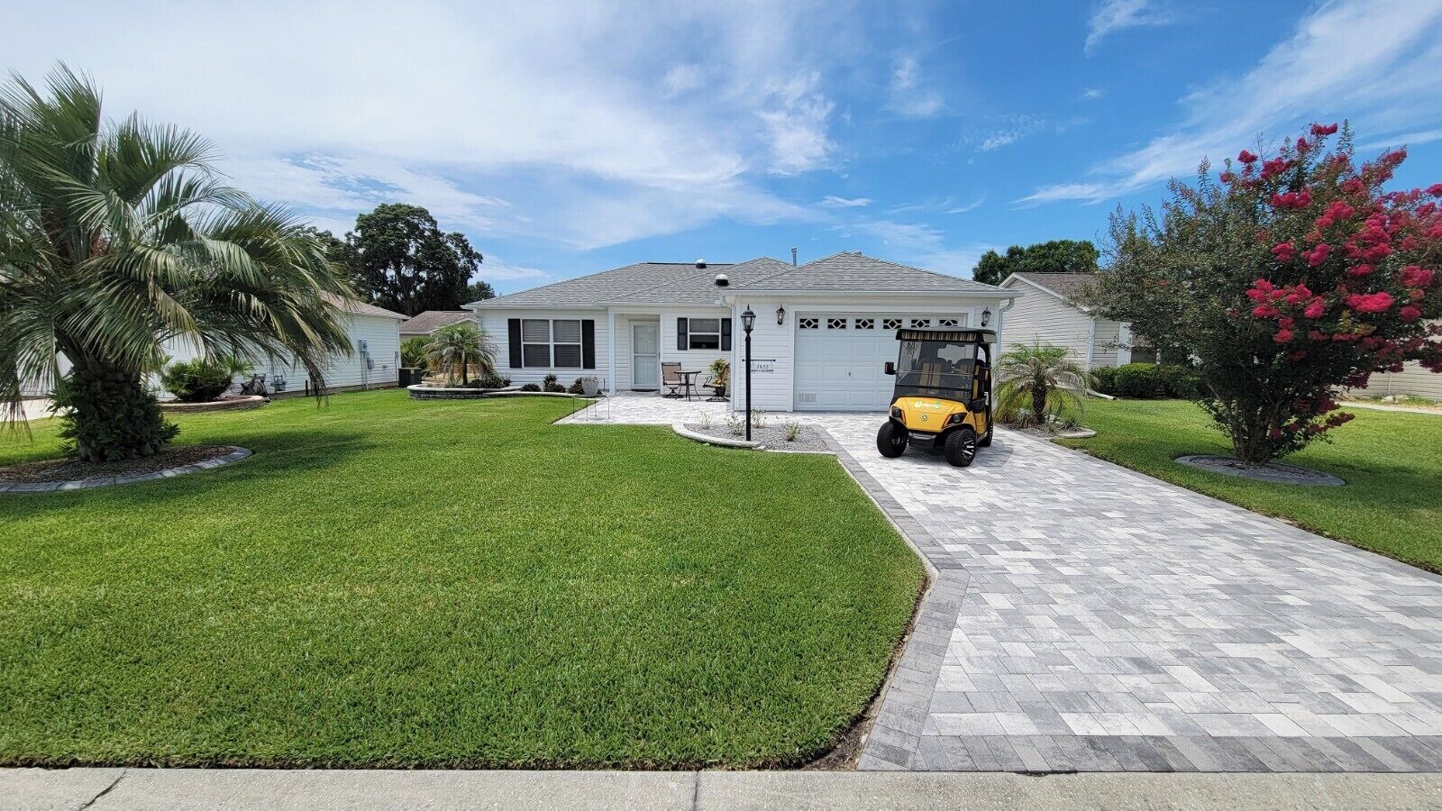 2/2 in The Village of Summerhill
