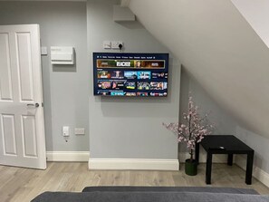 1 soverom, strykejern/-brett, wi-fi (inkludert) og sengetøy