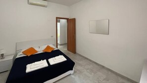 1 camera, Wi-Fi, lenzuola