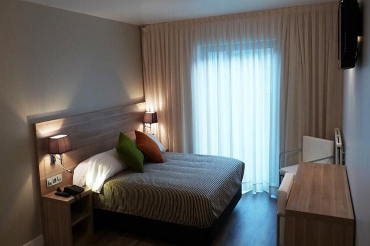 DOBLE ROOM