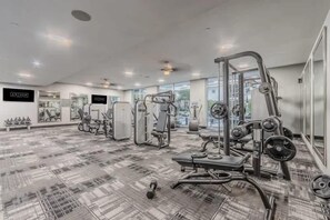 Fitness facility - Unwind at Cityline - Premium 1BR in Dallas (Dallas)