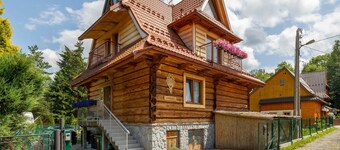 Atmospheric Apartment in a Mountain Lodge Zakopane by Noclegi Renters