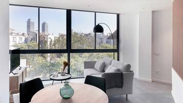 Een televisie en een kantoor