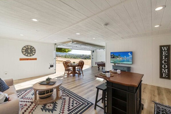 Interior - Amazing Reviews/Valley Views! Near Wineries (Temecula)