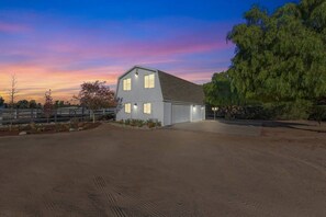 Exterior - Amazing Reviews/Valley Views! Near Wineries (Temecula)
