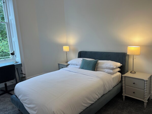 4 camere, Wi-Fi, lenzuola