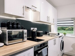 Leilighet | Eget kjøkken | Kjøleskap, mikrobølgeovn, ovn og kokeplater