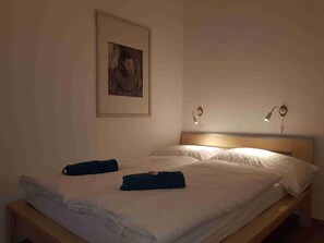 2 Schlafzimmer, Bügeleisen/Bügelbrett, WLAN