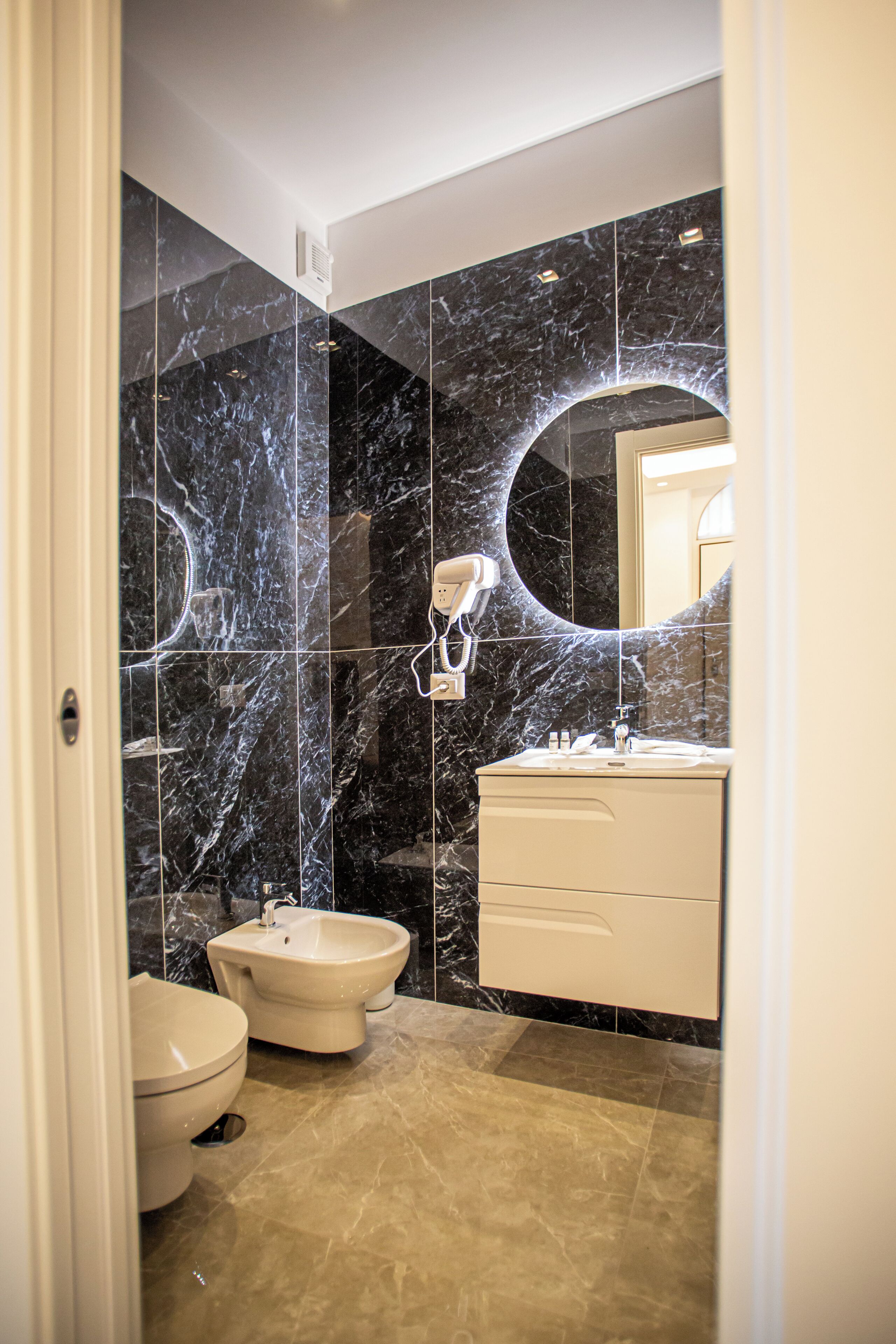 Photo - Forever Luxury Rooms