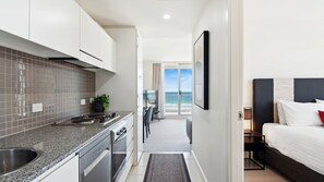 2 Schlafzimmer, Schreibtisch, Bügeleisen/Bügelbrett, kostenloses WLAN