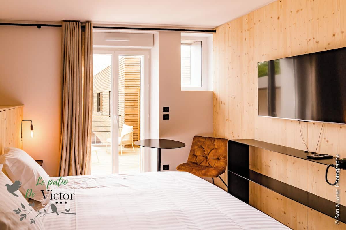 Panorama kamer, 1 twee- of 2 eenpersoonsbedden | Verduisterende gordijnen, een strijkplank/strijkijzer, gratis wifi