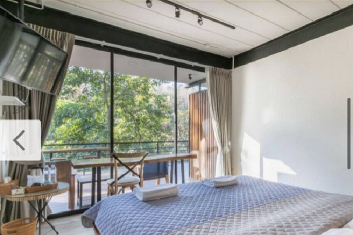 Superior Room, 1 King Bed, Resort View
