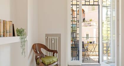 Bright and Spacious 5BR Apartment in Pariol