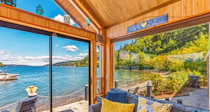 Hood Canal Waterfront w/ Hot Tub & Dock