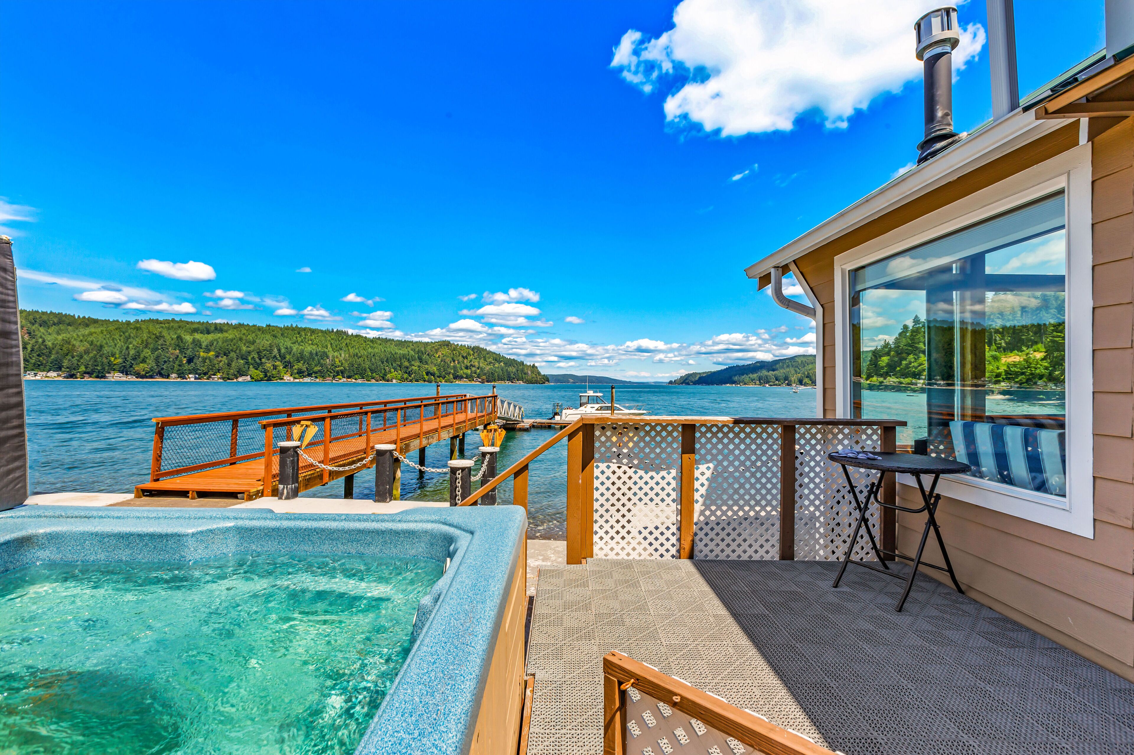 Welcome to Utopia Cove - A Spectacular Spot for Your Next Family Getaway
