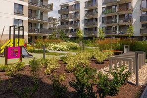 Exterior - Cozy & Bright Studio Żupnicza by Renters (Warsaw)