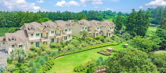 Jeju Spaballys Spa Pension