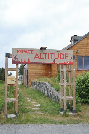 Miscellaneous - Equipped studio at the foot of the Quillane ski slopes (La llagonne)