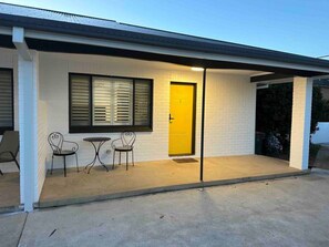 Exterior - Wagga Central EVANS # 1 (Wagga Wagga)