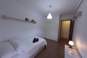 3 Schlafzimmer, Bügeleisen/Bügelbrett, WLAN, Bettwäsche