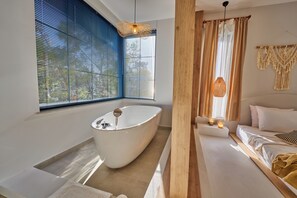 Deluxe Suite | Sábanas de algodón egipcio y ropa de cama de alta calidad 