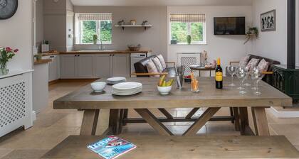 Farmyard Cottage - Luxury Cottages