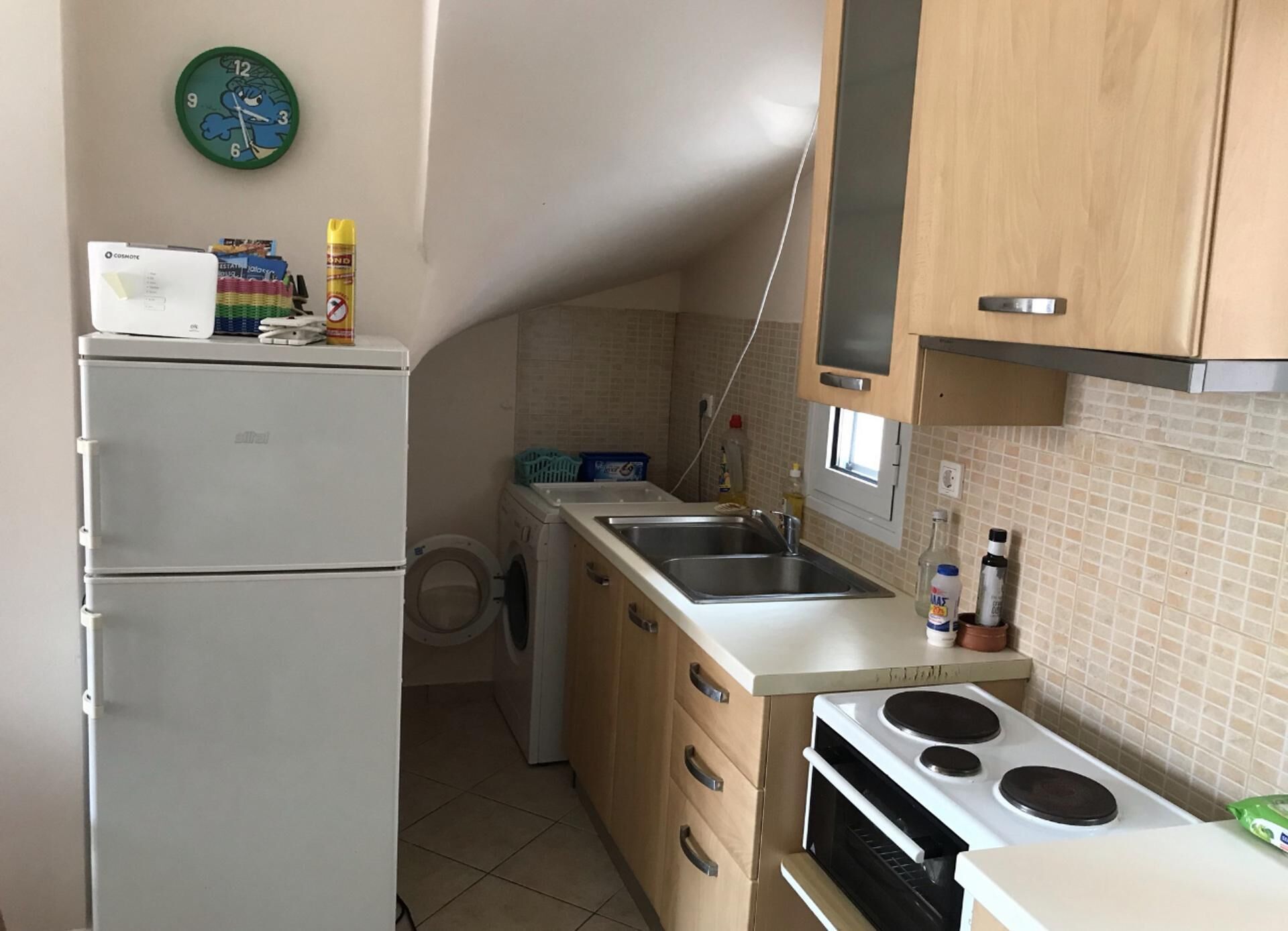 House | Private kitchen | Fridge, oven, stovetop, electric kettle