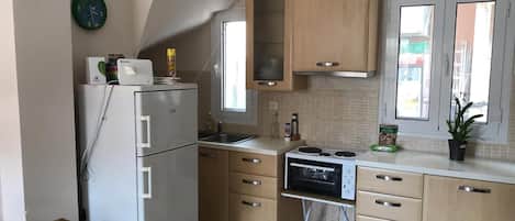 單棟房屋 | 私人廚房 | 雪櫃、焗爐、爐具、電熱水壺