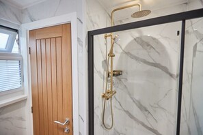 Shower, towels