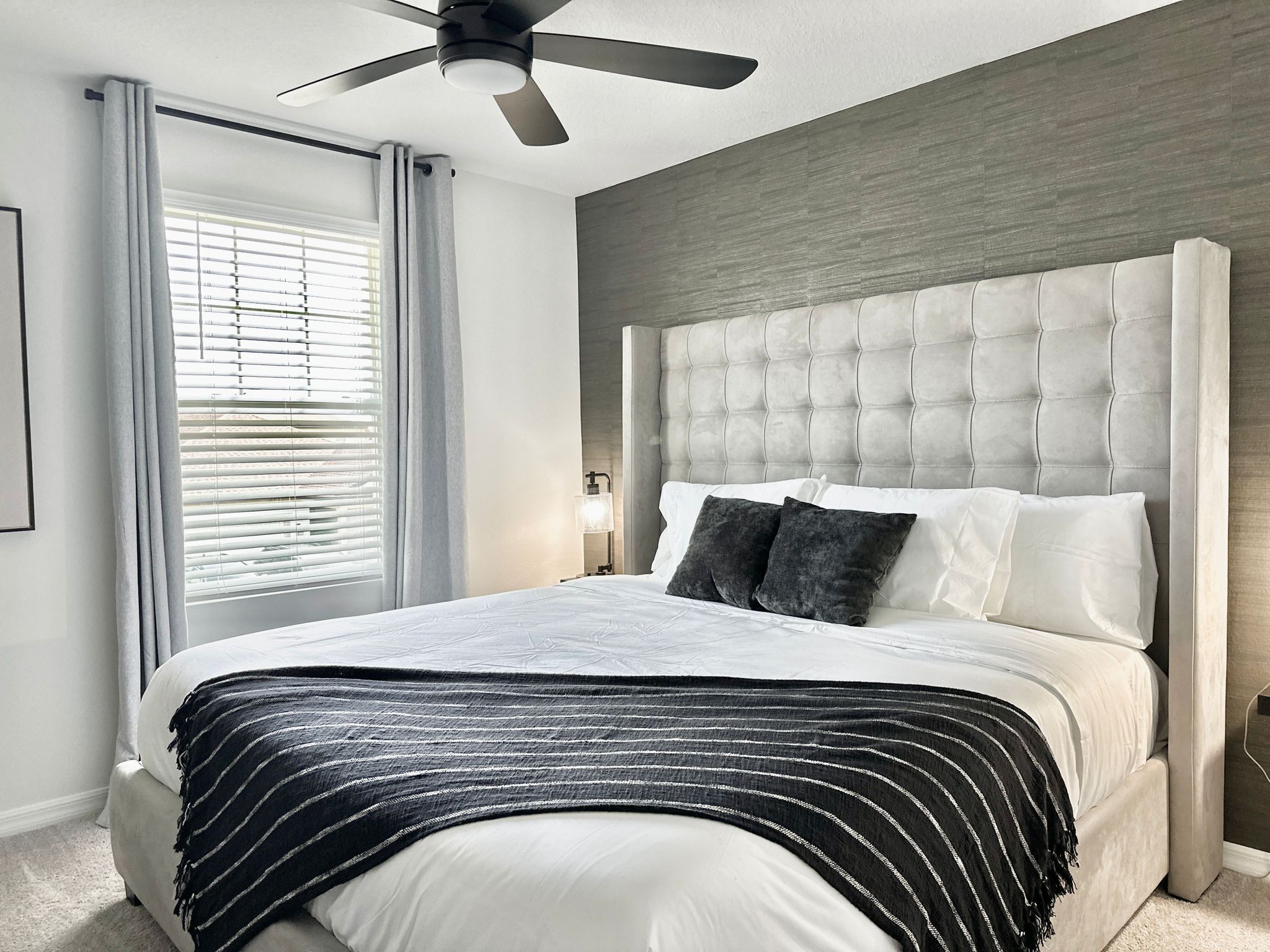 5 chambres, fer et planche à repasser, lit parapluie, Wi-Fi gratuit