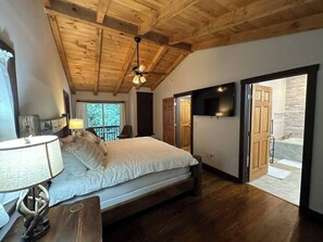 3 bedrooms, WiFi, bed sheets - At the End of the Road. Toccoa River Front (Fannin County)