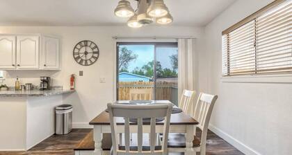 3BR with Patio and Fire pit near Hiking & Downtown
