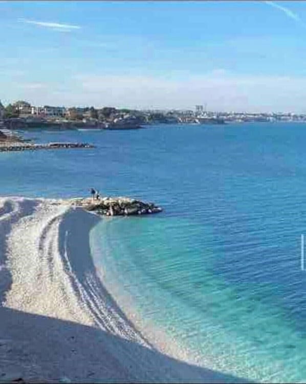 Beach nearby, sun loungers