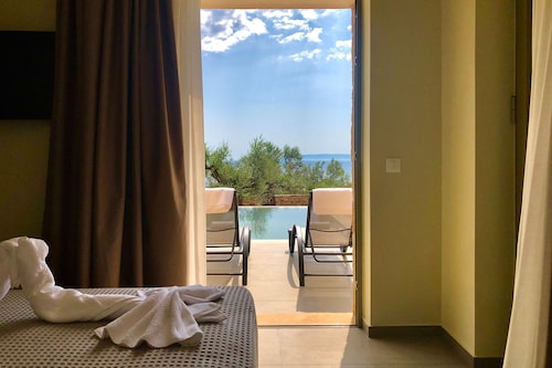 Riverstone Villa 3 with Private Pool