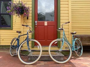Exterior detail - Telluride Summer Luxury | Riverfront 3BR Near Gondola/Trails (Telluride)