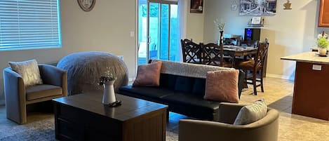 House, 2 Bedrooms | Interior