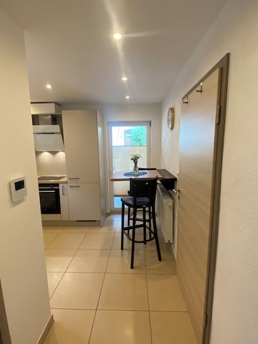 Modernes Apartment in ruhiger Gegend