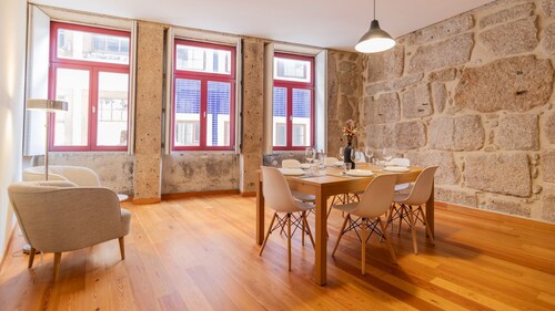 Bento Living by LovelyStay