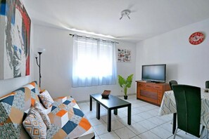 TV