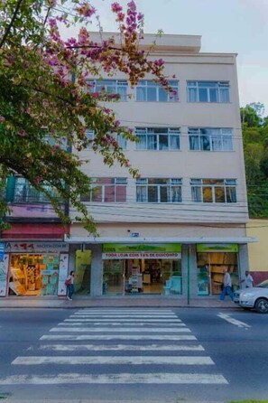 Property entrance - Dom Pedro Hotel  (Petrópolis)