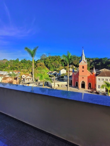 Dom Pedro Hotel 